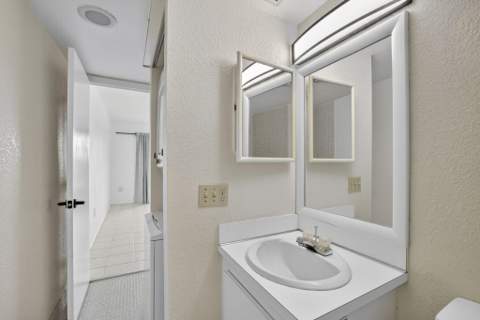 4174 Inverrary Drive #513, Lauderhill FL - photo 13 of 36