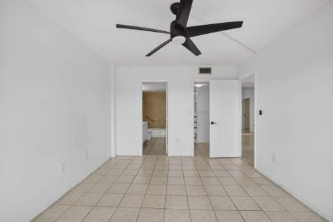 4174 Inverrary Drive #513, Lauderhill FL - photo 14 of 36