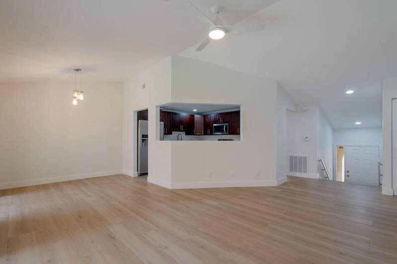 2 bedroom Condominium at 5710 Coach House Circle #G, Coach Houses Of Town Place Condo, Boca Raton — photo 5