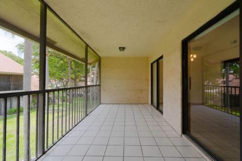 5710 Coach House Circle #G, Boca Raton FL - photo 10 of 24