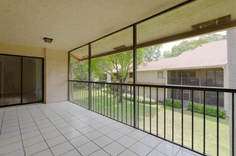 5710 Coach House Circle #G, Boca Raton FL - photo 11 of 24