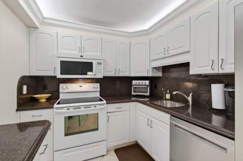 4505 S Ocean Boulevard #905, Highland Beach FL - photo 6 of 25
