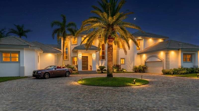 5 bedroom Single Family Residence at 15850 Britten Lane, Wellington Aero Club Of The Landings At Wellington, Wellington — photo 5