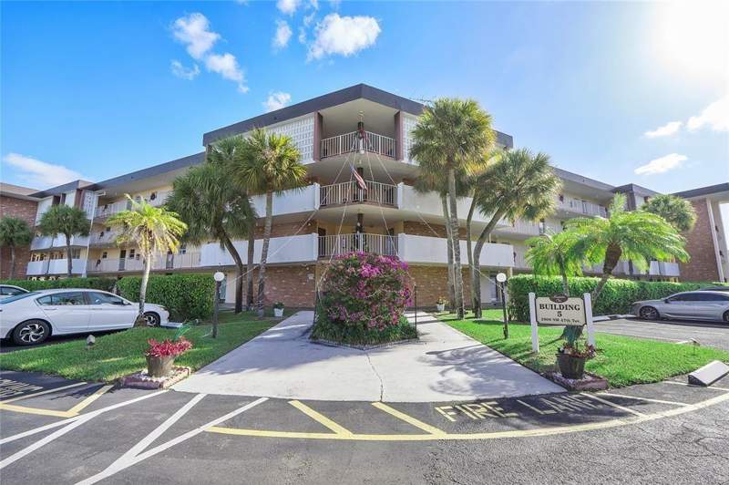 1 bedroom Condominium at 2900 NW 47th Terrace #304b, Lauderdale Oaks Condo III, Lauderdale Lakes — photo 2