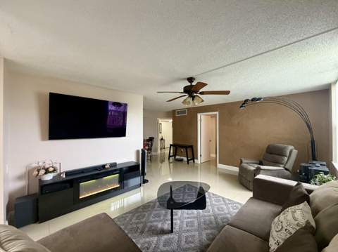 9301 Lime Bay Boulevard #301, Tamarac FL - photo 11 of 34