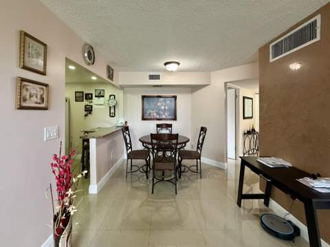 9301 Lime Bay Boulevard #301, Tamarac FL - photo 13 of 34