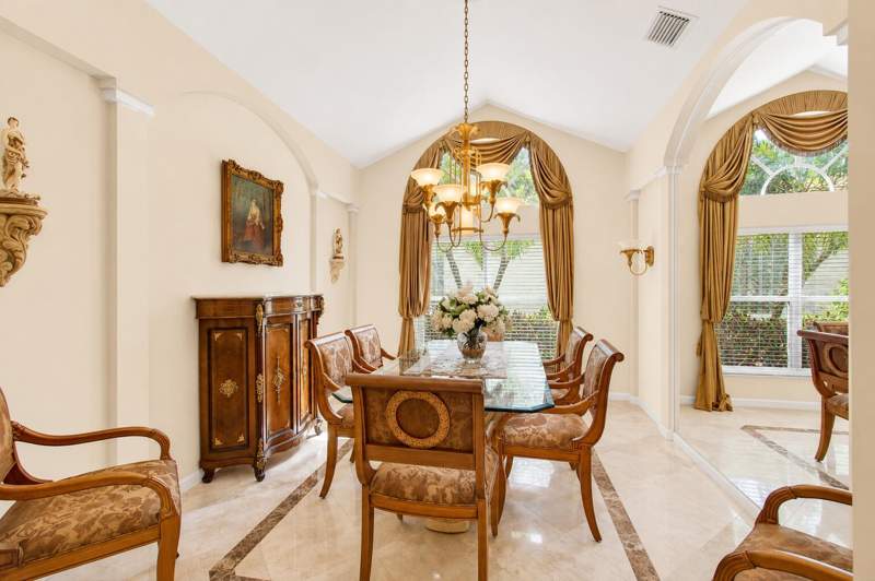 4 bedroom Single Family Residence at 6850 Fiji Circle, Valencia Isles, Boynton Beach — photo 5