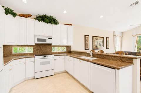 6850 Fiji Circle, Boynton Beach FL - photo 7 of 84