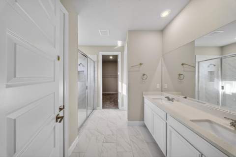 6632 NW Cloverdale Avenue, Port St. Lucie FL - photo 17 of 35