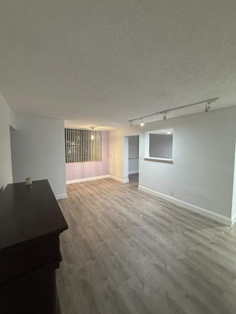 6190 Woodlands Boulevard #110, Tamarac FL - photo 7 of 11