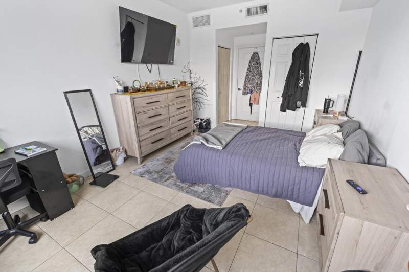 2 bedroom Condominium at 140 S Dixie Highway #813, Hollywood Station Res Condo, Hollywood — photo 5