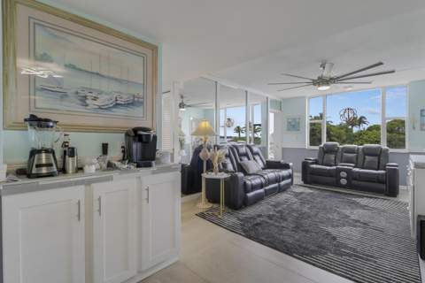 1820 New Palm Way #202, Boynton Beach FL - photo 8 of 40
