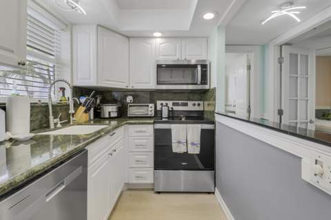 1820 New Palm Way #202, Boynton Beach FL - photo 15 of 40