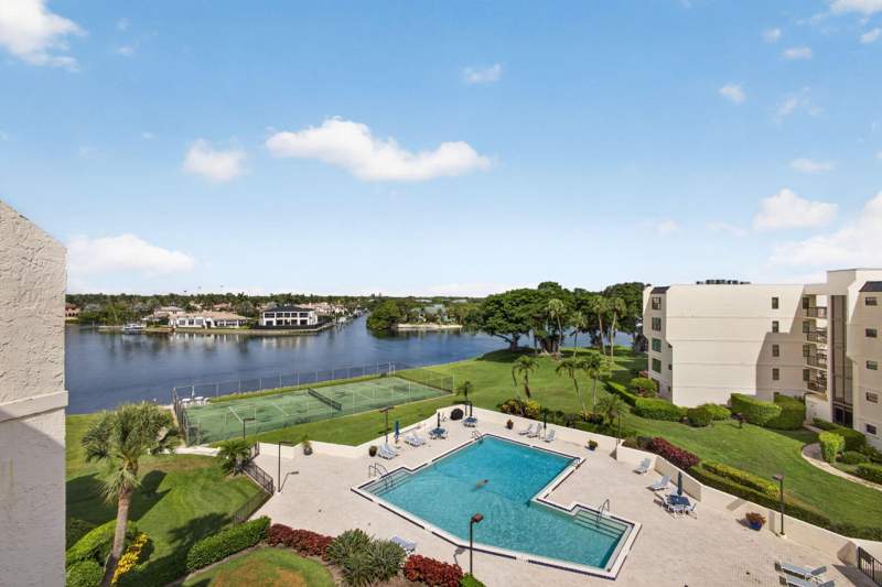 2 bedroom Condominium at 364 Golfview Road #506, Everglades Of North Palm Beach, North Palm Beach — photo 3