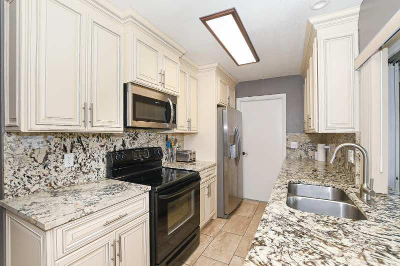 2 bedroom Single Family Residence at 610 NW Marion Avenue, Port St Lucie Section 27, Port St. Lucie — photo 1