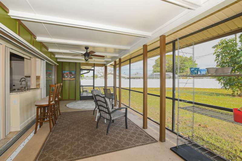 2 bedroom Single Family Residence at 610 NW Marion Avenue, Port St Lucie Section 27, Port St. Lucie — photo 5
