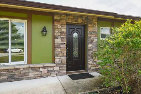 610 NW Marion Avenue, Port St. Lucie FL - photo 8 of 34