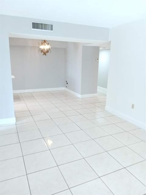 4170 Inverrary Drive #412, Lauderhill FL - photo 8 of 18