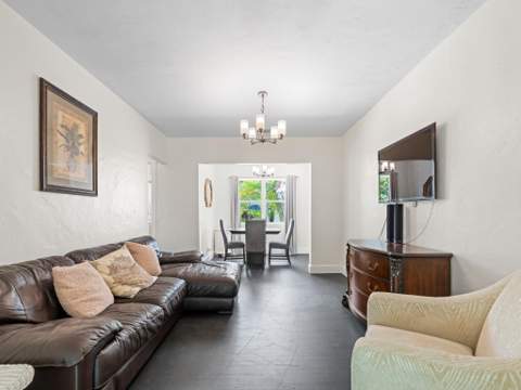 1615 N Lakeside Drive, Lake Worth Beach FL - photo 8 of 25