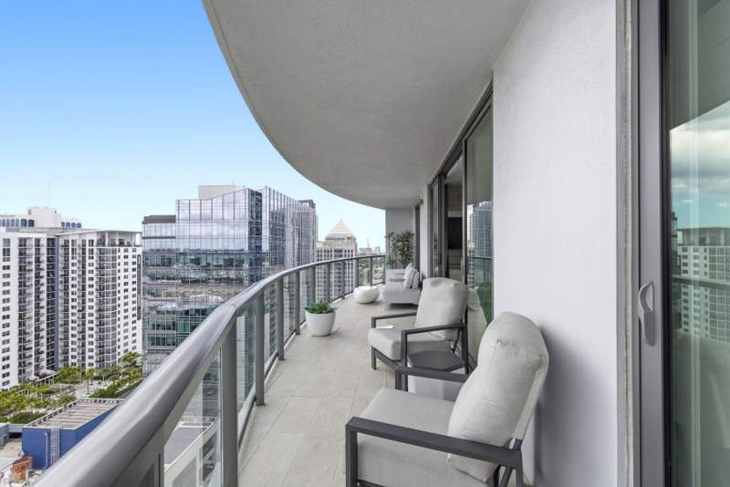 2 bedroom Condominium at 100 E Las Olas Boulevard #2802, 100 Las Olas Condo, Fort Lauderdale — photo 2