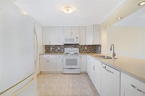 111 SE 3rd Avenue #306, Dania Beach FL - photo 11 of 43