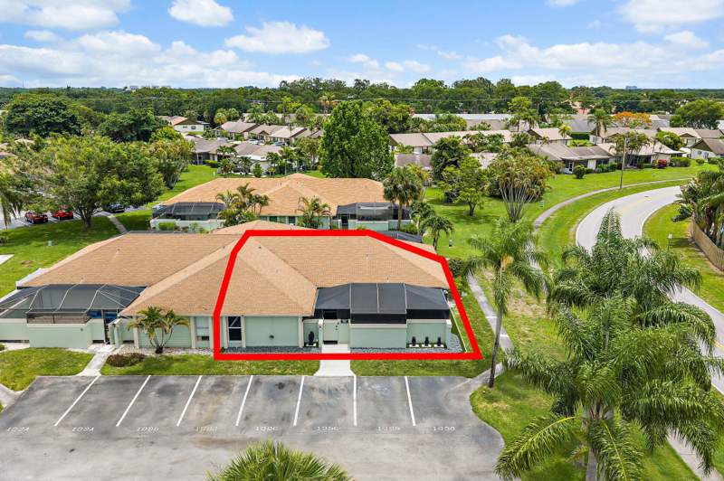 2 bedroom Townhouse at 109 Bent Arrow Drive #C, Indian Creek Ph Iii-A, Jupiter — photo 1