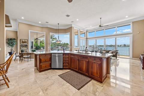 47 River Drive, Tequesta FL - photo 21 of 60