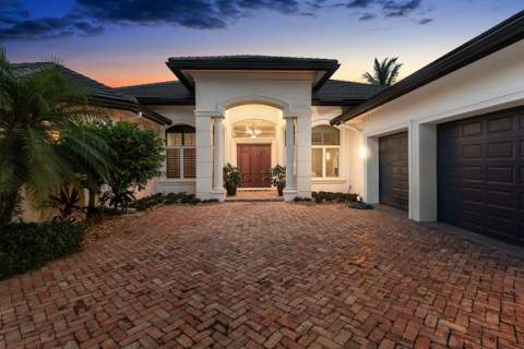 47 River Drive, Tequesta FL - photo 12 of 60