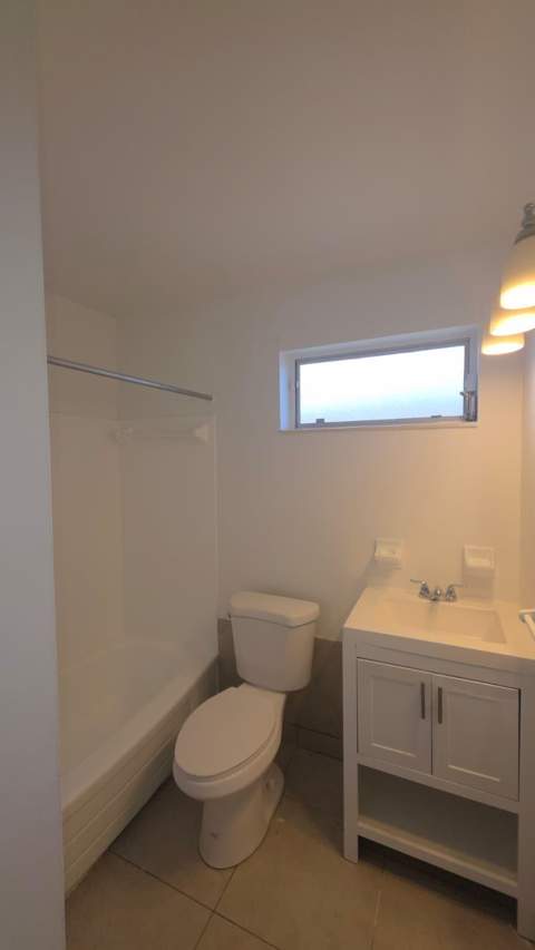 3251 NW 13th Court, Fort Lauderdale FL - photo 11 of 15