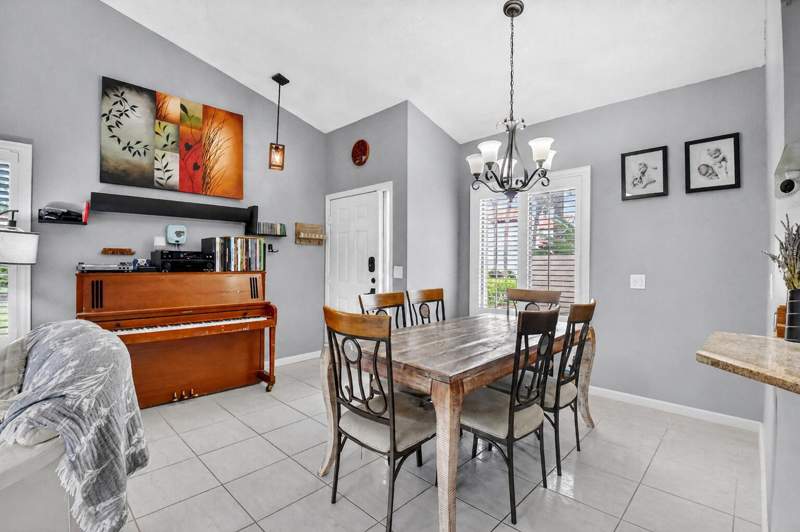 2 bedroom Condominium at 14 Via De Casas Sur #104, South Lake Condo, Boynton Beach — photo 5