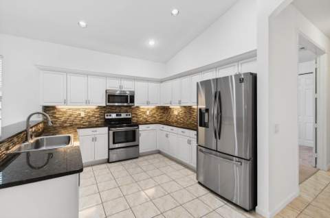 11564 Puerto Boulevard, Boynton Beach FL - photo 15 of 88