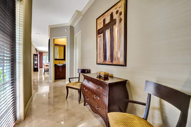 3 bedroom Townhouse at 1400 NE 24th Street #1400, Middle River Plaza, Wilton Manors — photo 2