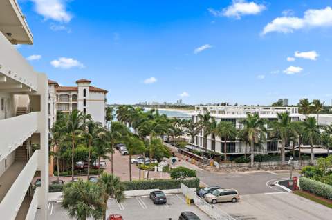 33 S Ocean Avenue #502, Palm Beach Shores FL - photo 15 of 47