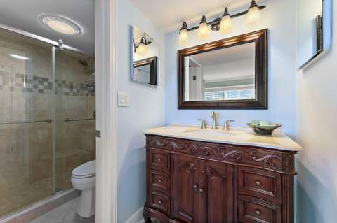 33 S Ocean Avenue #502, Palm Beach Shores FL - photo 21 of 47