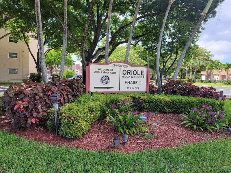 2 bedroom Condominium at 1015 Country Club Drive #307, Oriole Golf & Tennis Club Condo, Margate — photo 4