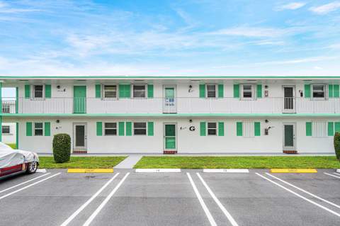 1116 Lake Terrace #207, Boynton Beach FL - photo 12 of 14
