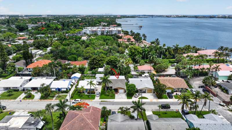 3 bedroom Single Family Residence at 70 18th Avenue, South Palm Park, Lake Worth Beach — photo 1
