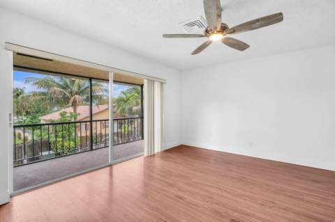 8900 W Sample Road #204, Coral Springs FL - photo 7 of 28
