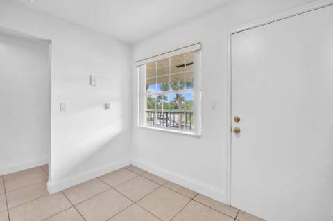 8900 W Sample Road #204, Coral Springs FL - photo 6 of 28
