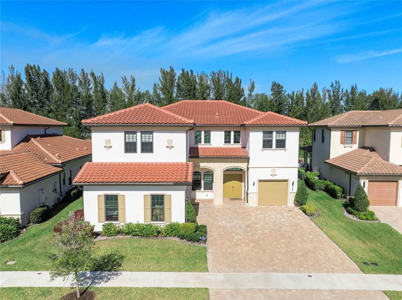 5 bedroom Single Family Residence at 9245 W Parkland Bay Trail, Parkland Bay, Parkland — photo 3