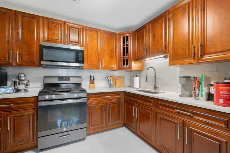 3 bedroom Single Family Residence at 2126 Washington Street, Sunnyside Estates, Hollywood — photo 4
