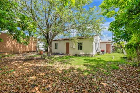 2126 Washington Street, Hollywood FL - photo 23 of 25
