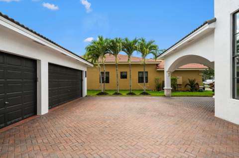 18684 SW 17th Court, Miramar FL - photo 13 of 74