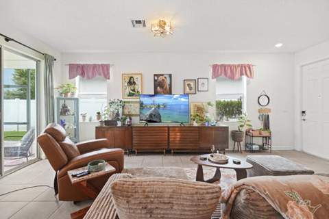 12500 NW Stanis Lane, Port St. Lucie FL - photo 6 of 35
