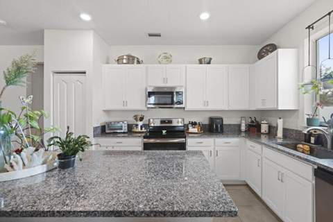 12500 NW Stanis Lane, Port St. Lucie FL - photo 12 of 35