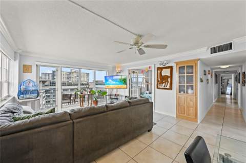 133 N Pompano Beach Boulevard #702, Pompano Beach FL - photo 8 of 39