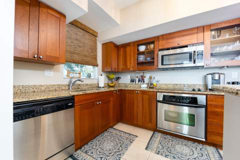 875 NW Flagler Avenue #203, Stuart FL - photo 11 of 23
