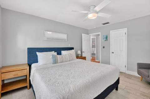 721 NE 8th Avenue, Boynton Beach FL - photo 13 of 36