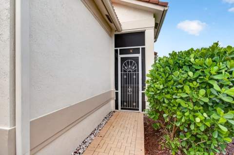 2752 Clipper Circle, West Palm Beach FL - photo 6 of 75