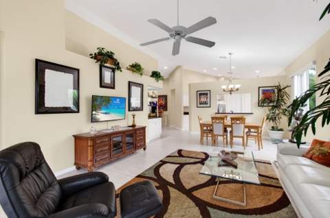 2752 Clipper Circle, West Palm Beach FL - photo 14 of 75